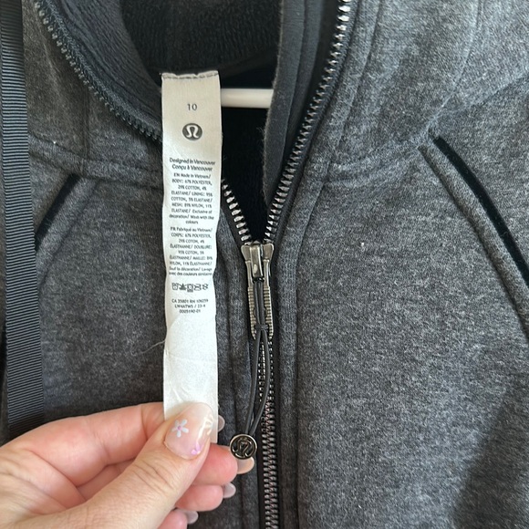 Lululemon Plush Scuba Charcoal Gray Zip-Up Hoodie - Picture 4 of 7